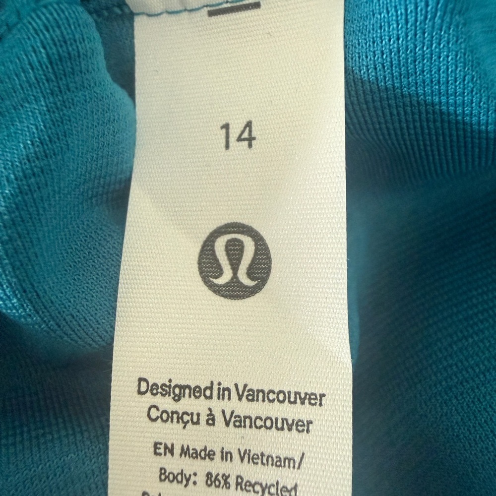 Lululemon Hotty Hot Shorts Hawaiian Blue size 14 - Picture 5 of 6